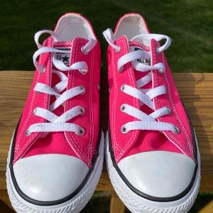 Like New Girls Converse All Star Low Top, Size 2